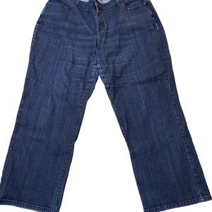 L L Bean Favorite Fit Women's Curvy Fit High Rise Jeans 20P Straight Dark Wash